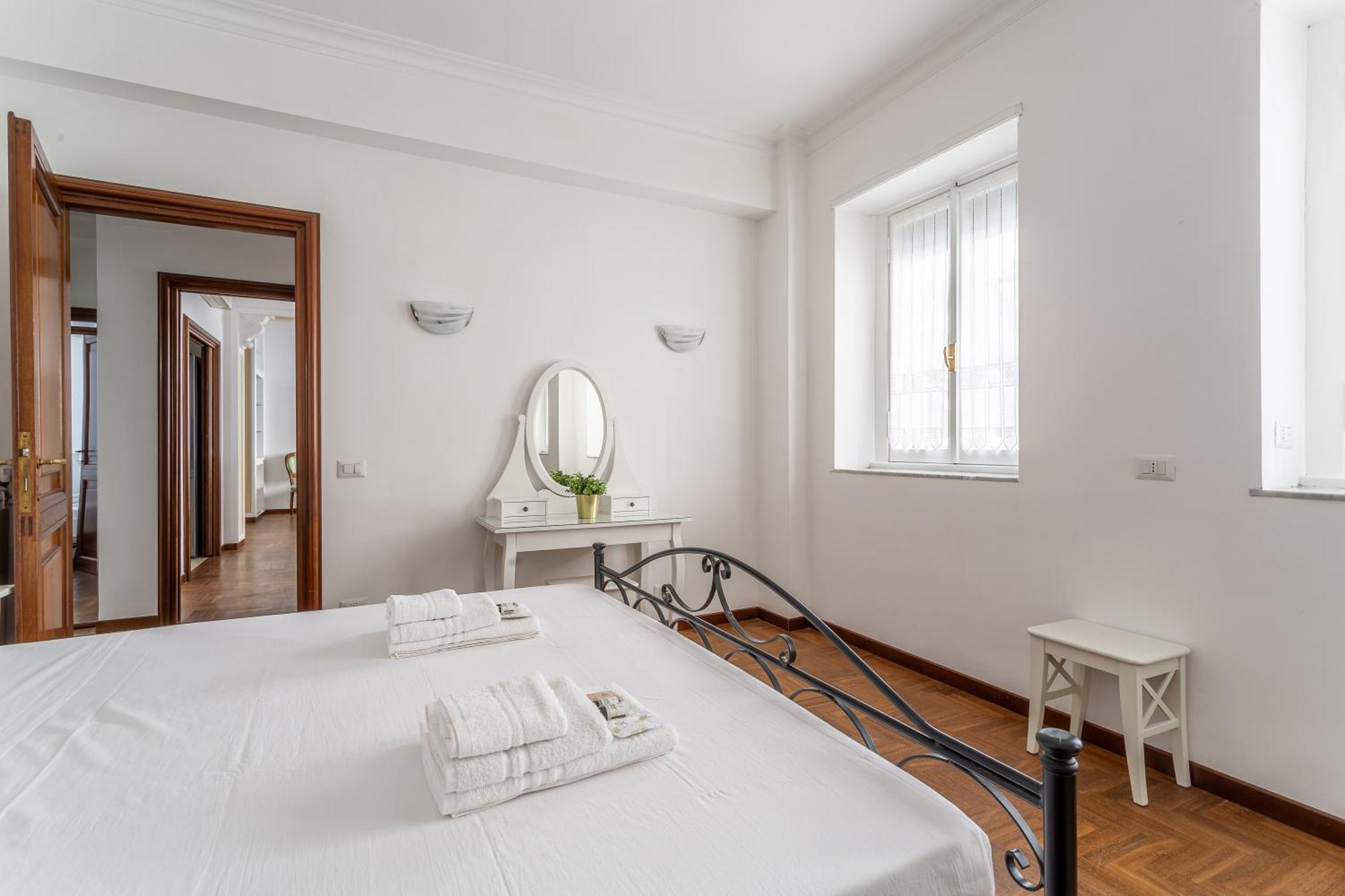 Iflat Vatican Spacious Apartment With Terrace Rome Exterior photo